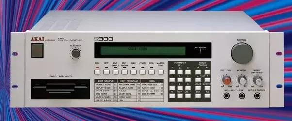 What gadgets made the storm in the 90s, but no one is using it today? Picture 14