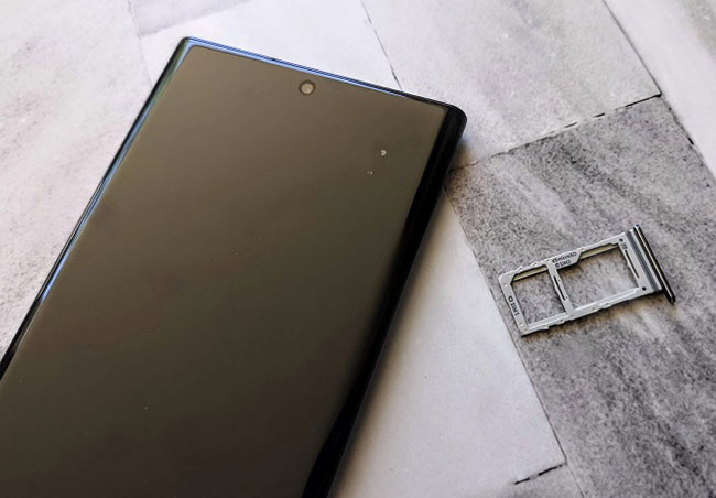 What is a dual SIM phone? Picture 2