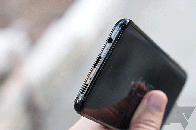 What is a microphone against noise, how does it work? Picture 5