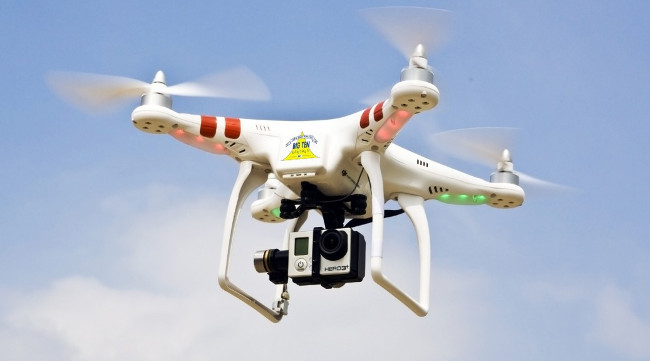 What is a UAV (drone), how does one control it and what can it be used for? Picture 7