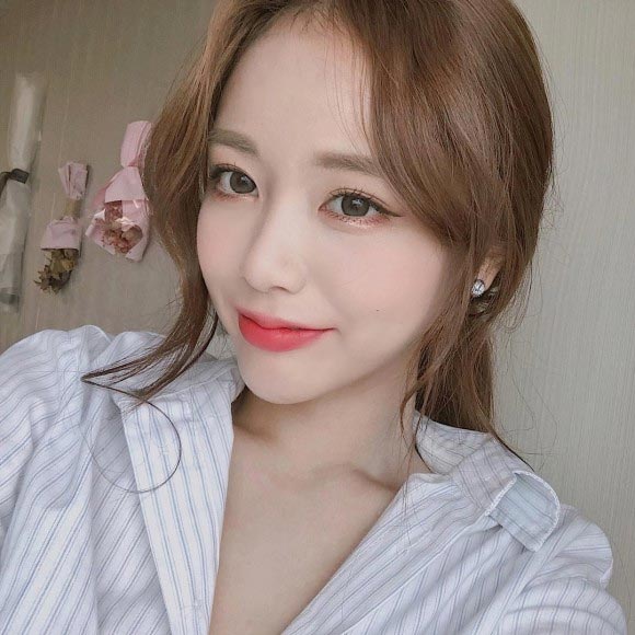 What is mist? Hot trend frosty makeup of young people Picture 3