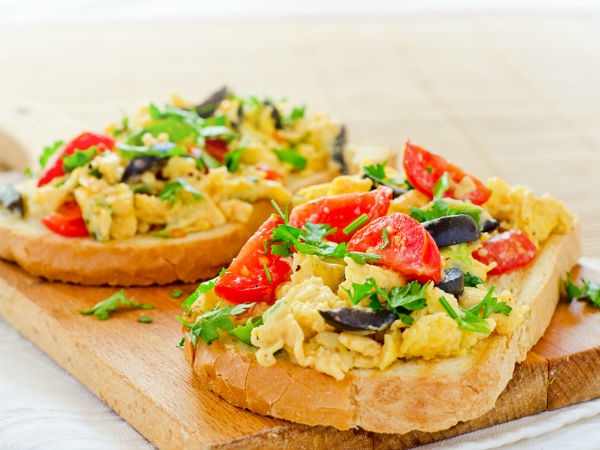 What is the best time to eat meals during the day? Picture 1