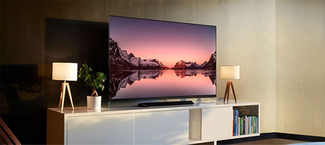 What is the virtual assistant on TV, which TV streams are integrated virtual assistants? Picture 1