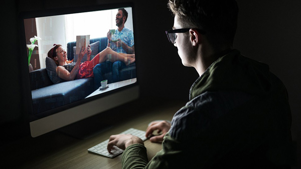 What to do when the indoor Wifi Camera is defective and hacked? Picture 5