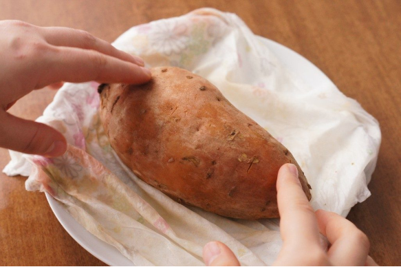 What to eat, drink before drinking to avoid being drunk during Tet holidays? Picture 3