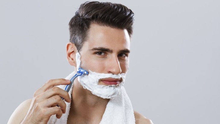 What type of shaver and razor should be used? Picture 1