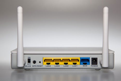 When should I use Wi-Fi and when should I use wired networks? Picture 4