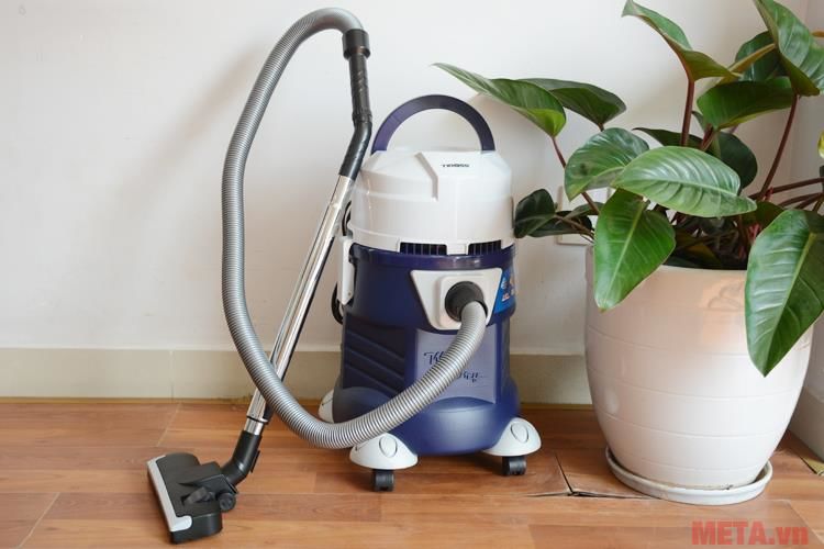 Which model industrial vacuum cleaner is best? Picture 1