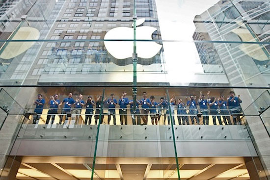 Which phone company is leading the market Picture 5