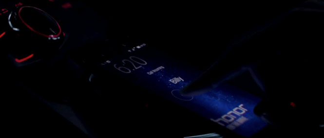 Which phones do Marvel superheroes use? Picture 9