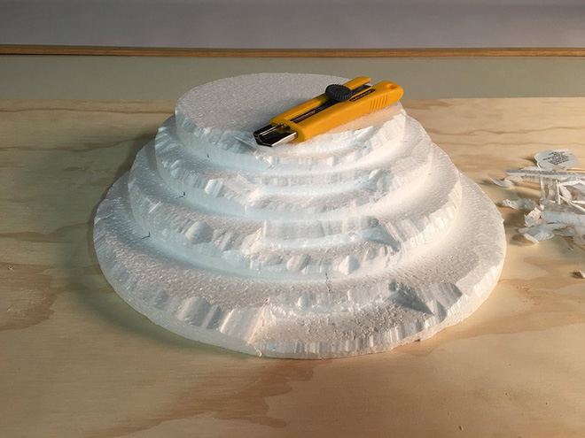 Who would have guessed that behind these incredible virtual images are just small toy models Picture 11