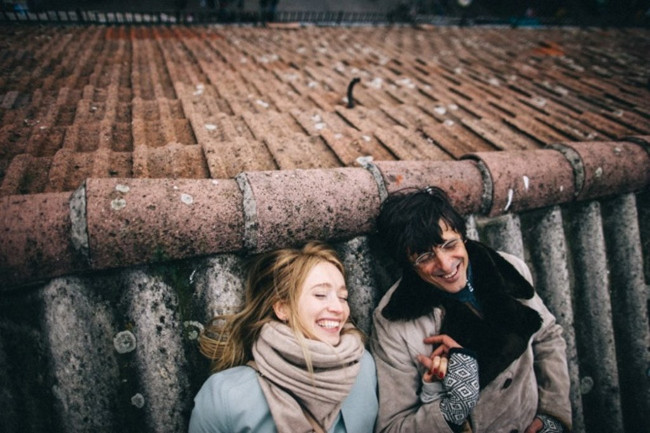 Why are happy couples sharing little photos on social networks? Picture 4