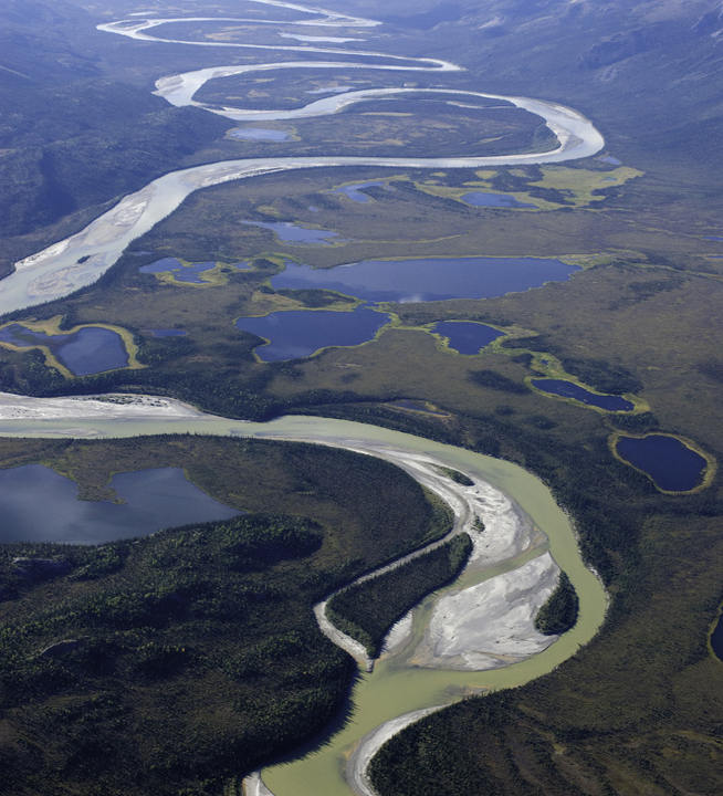 Why do rivers never flow in a straight line but like to twist? Picture 1