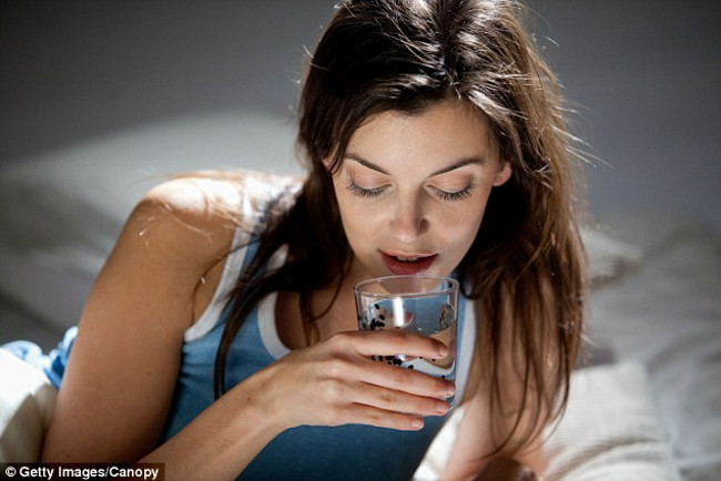 Why do we often feel thirsty before going to sleep? Picture 2