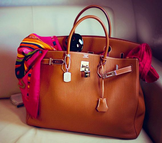 Why is the Hermès Birkin bag worth billions? Picture 1