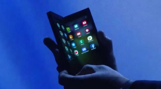 Will Samsung launch a foldable gaming phone? Picture 3