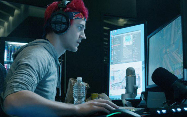 World's richest streamer portrait: 27-year-old top of the Forbes 30 Under 30, earning $ 10 million / year thanks to live stream gaming Picture 2