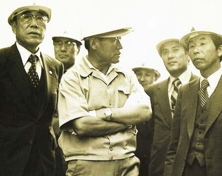 Young beggars, stealing money to start a career of the father of Hyundai group Picture 5