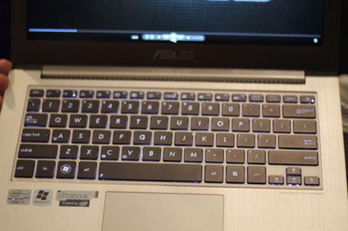 Zenbook Prime costs about 27 million in Vietnam Picture 4