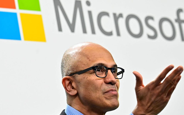 After Apple 'Collapsed' Because of Covid-19, Microsoft Was
