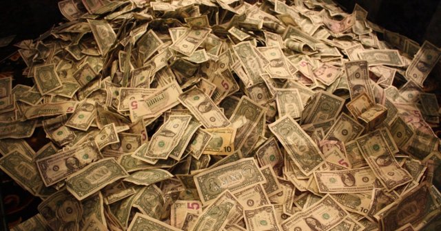 10 Extremely Useful Money-saving Tips That Many People Often
