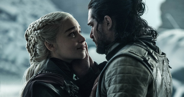 10 Months Have Passed, 'Dragon Mother' Emilia Clarke Is