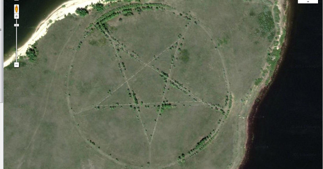 10 Mysterious and Strange Places Appear Google Earth That Surprised