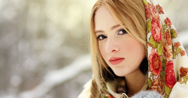 12 Things Only Rustic Face Women Can Understand: Makeup