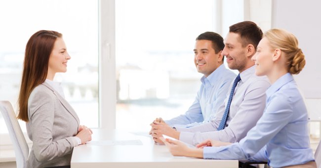 18 Things You Need to Bring When You Go for an Interview