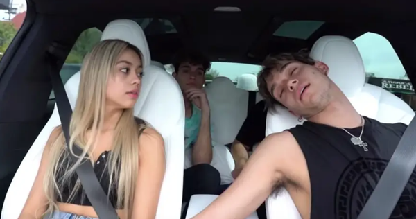 2 Youtube Pranks on Friends by Pretending to Be Asleep While