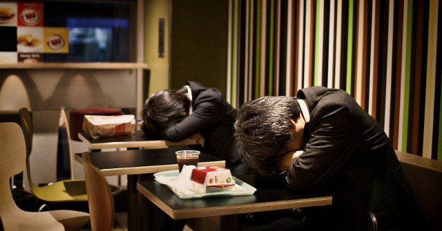 20+ Images of the Secret Behind the Lives of Japanese Businessmen
