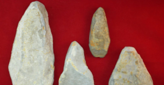 20 Mysterious Stone Tools Discovered in England