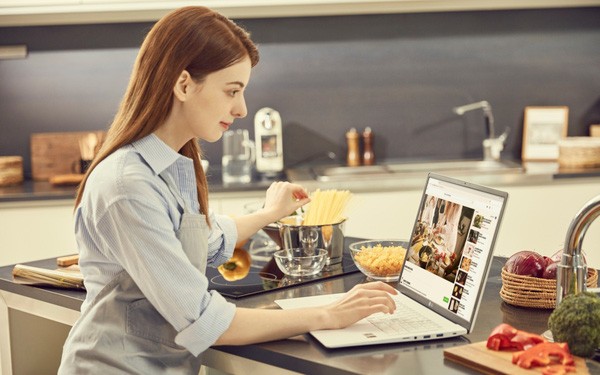 3 Laptop Models Ideal for Business People Working Remotely
