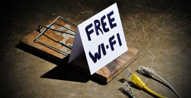 4 Potential Risks of Using Public Wi-Fi That Users Should Know