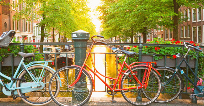 4 Tips to Help Identify Photos That Have Been Edited: Photoshop