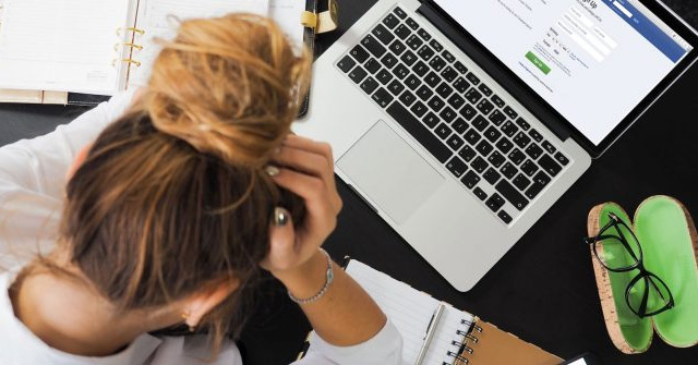 6 Negative Impacts of Social Networks on Users