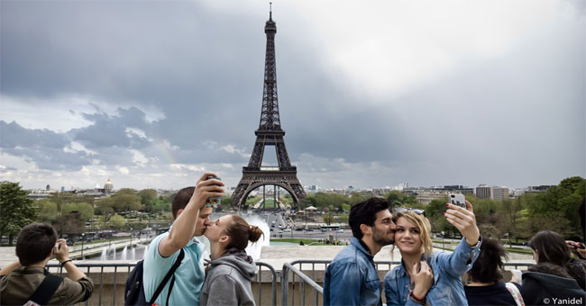 6 Tips to Help You Take Photos Selfie Is More Impressive