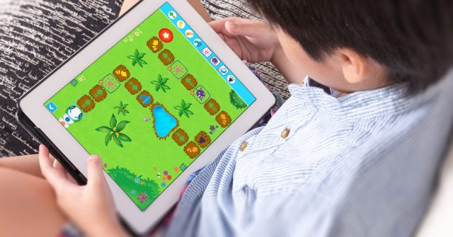 7 Best Code Learning Apps for Kids Who Love Programming