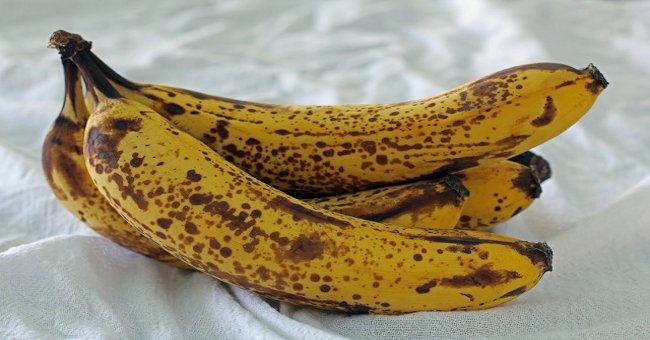 9 Benefits When Eating Bananas Blackened