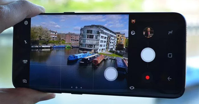 A Small Feature That Makes Taking Photos Easier on Your Samsung