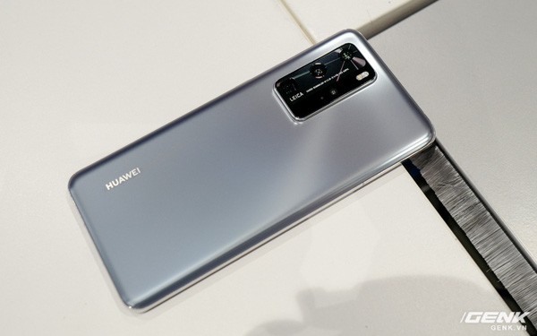 'Abdominal Surgery' Huawei P40 Discovered US Components