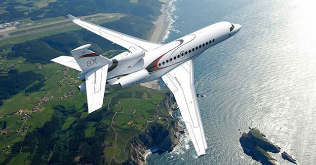Admire the Luxurious Interiors of Falcon 8x Business Aircraft