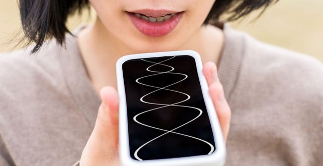AI Can Fake Anyone's Voice in Just a Few Minutes