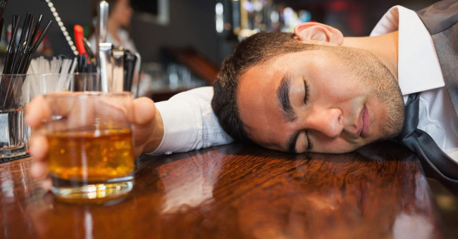 Alcohol Poisoning: Symptoms and Treatment