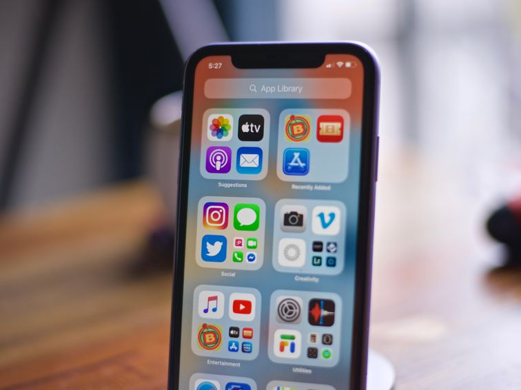 The Way the iPhone Runs iOS 14 Protects Your Privacy