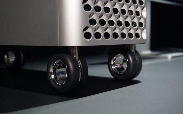 Apple Began Retailing the Mac Pro Wheels, Priced at the Same
