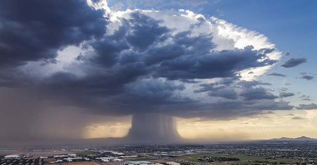 'atomic Cloud' - Extremely Rare and Dangerous Weather Phenomenon