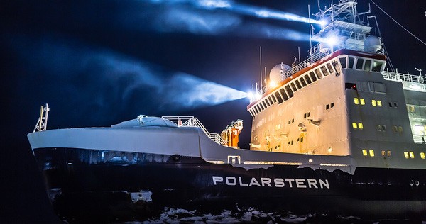 Because of the Covid-19 Epidemic, More Than 100 Scientists