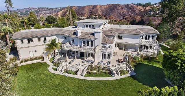Break into the $7 Million Mansion of Jake Paul, the Brightest Star of YouTube Channel