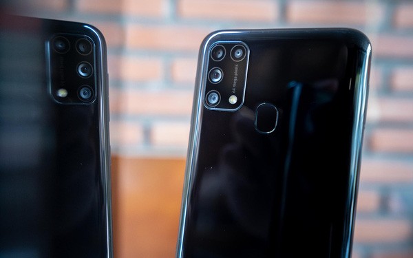 Camera Review on High-end Galaxy M31
